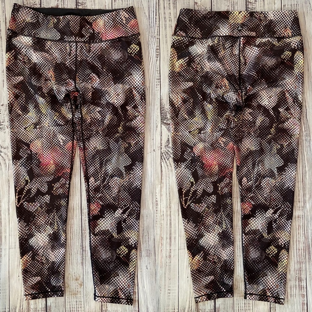 PrAna Roxanne Printed Leggings. Size Medium. EUC. - Picture 5 of 11
